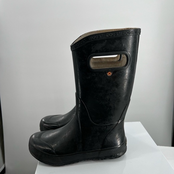 BOGS Solid Rain Boots Youth Size 2 - Picture 1 of 6